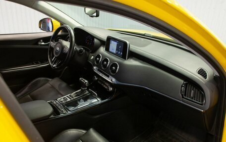 KIA Stinger I, 2018 год, 2 305 000 рублей, 18 фотография
