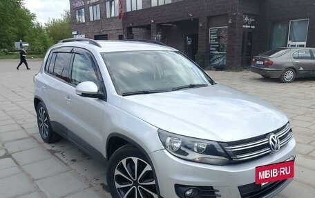 Volkswagen Tiguan I, 2012 год, 880 000 рублей, 3 фотография