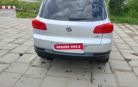 Volkswagen Tiguan I, 2012 год, 880 000 рублей, 2 фотография