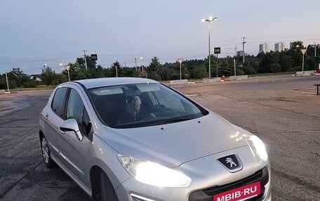 Peugeot 308 II, 2011 год, 600 000 рублей, 2 фотография