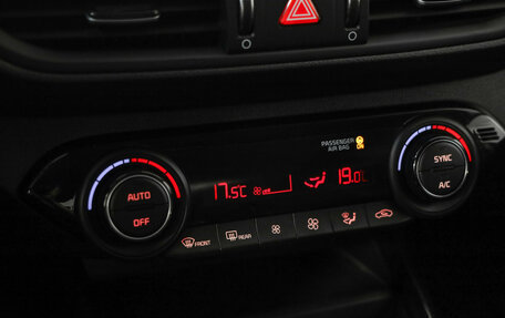 KIA Cerato IV, 2019 год, 1 789 000 рублей, 17 фотография