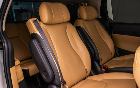 KIA Carnival, 2020 год, 3 920 000 рублей, 13 фотография