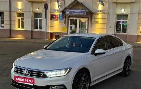 Volkswagen Passat B8 рестайлинг, 2017 год, 2 050 000 рублей, 6 фотография