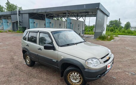 Chevrolet Niva I рестайлинг, 2012 год, 530 000 рублей, 3 фотография