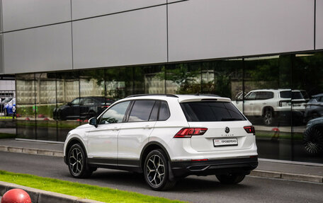 Volkswagen Tiguan II, 2021 год, 2 799 000 рублей, 9 фотография