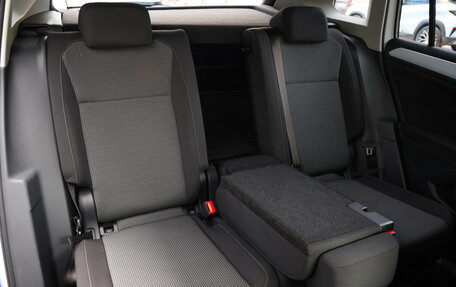 Volkswagen Tiguan II, 2021 год, 2 799 000 рублей, 29 фотография