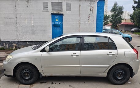 Toyota Corolla, 2005 год, 550 000 рублей, 3 фотография