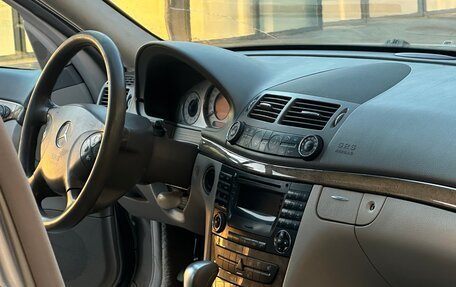 Mercedes-Benz E-Класс, 2004 год, 670 000 рублей, 9 фотография