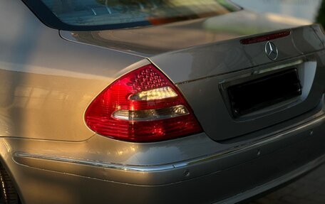 Mercedes-Benz E-Класс, 2004 год, 670 000 рублей, 7 фотография