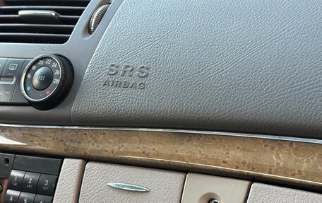 Mercedes-Benz E-Класс, 2004 год, 670 000 рублей, 14 фотография