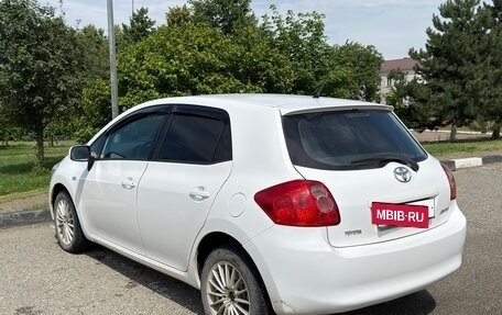 Toyota Auris II, 2008 год, 700 000 рублей, 3 фотография
