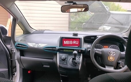 Toyota Wish II, 2012 год, 1 000 000 рублей, 10 фотография