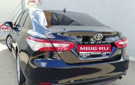 Toyota Camry, 2021 год, 2 500 000 рублей, 6 фотография