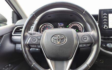 Toyota Camry, 2021 год, 2 500 000 рублей, 14 фотография