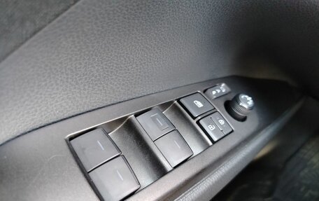 Toyota Camry, 2021 год, 2 500 000 рублей, 20 фотография