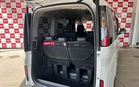 Honda Stepwgn IV, 2016 год, 1 345 000 рублей, 4 фотография