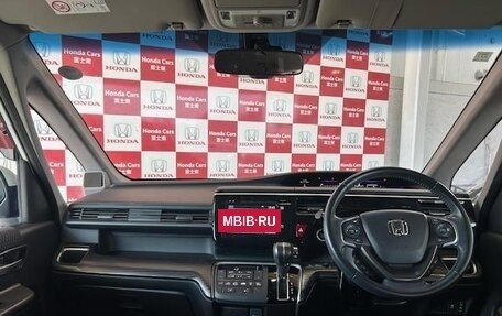 Honda Stepwgn IV, 2016 год, 1 345 000 рублей, 8 фотография