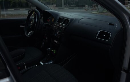 Volkswagen Polo VI (EU Market), 2016 год, 1 280 000 рублей, 9 фотография