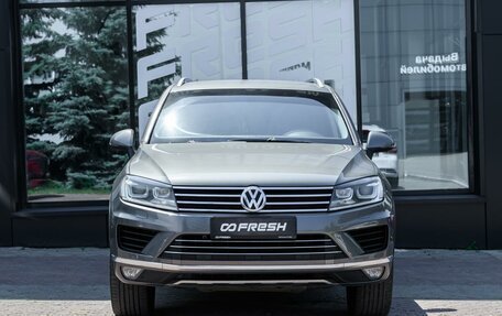 Volkswagen Touareg III, 2014 год, 2 079 000 рублей, 3 фотография