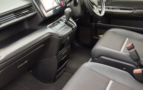 Honda Stepwgn IV, 2015 год, 1 499 000 рублей, 12 фотография