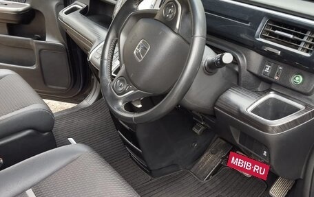 Honda Stepwgn IV, 2015 год, 1 499 000 рублей, 11 фотография