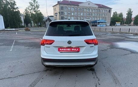 Volkswagen Tiguan II, 2019 год, 2 550 000 рублей, 6 фотография