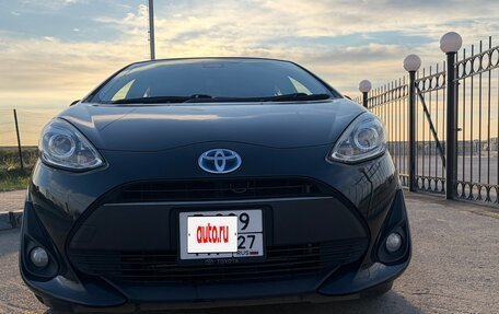Toyota Aqua I, 2018 год, 1 010 000 рублей, 2 фотография