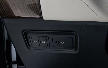 Land Rover Range Rover Sport II, 2017 год, 3 850 000 рублей, 21 фотография