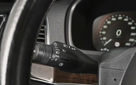 Volvo XC90 II рестайлинг, 2017 год, 3 749 000 рублей, 19 фотография