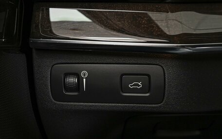 Volvo XC90 II рестайлинг, 2017 год, 3 749 000 рублей, 23 фотография
