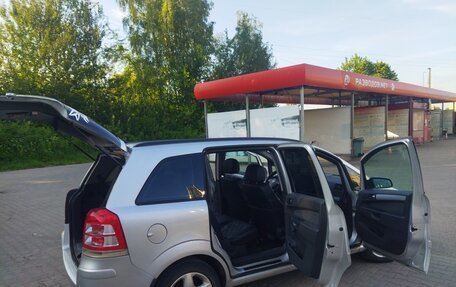 Opel Zafira B, 2007 год, 700 000 рублей, 17 фотография