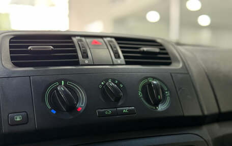 Skoda Fabia II, 2011 год, 450 000 рублей, 9 фотография