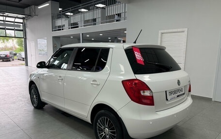 Skoda Fabia II, 2011 год, 450 000 рублей, 5 фотография