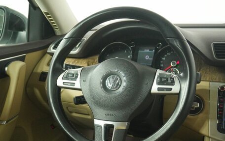 Volkswagen Passat B7, 2012 год, 1 078 000 рублей, 16 фотография