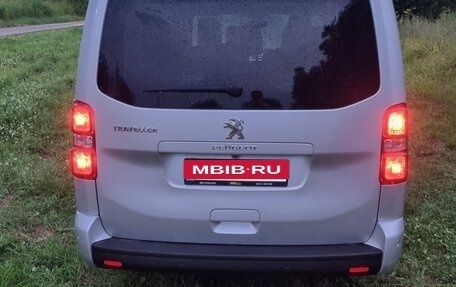 Peugeot Traveller I, 2022 год, 4 190 000 рублей, 13 фотография