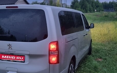 Peugeot Traveller I, 2022 год, 4 190 000 рублей, 12 фотография