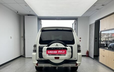Mitsubishi Pajero IV, 2014 год, 2 170 000 рублей, 5 фотография