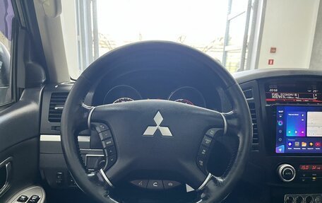 Mitsubishi Pajero IV, 2014 год, 2 170 000 рублей, 11 фотография