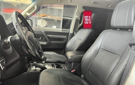 Mitsubishi Pajero IV, 2014 год, 2 170 000 рублей, 9 фотография