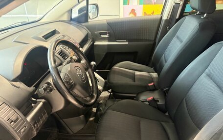 Mazda 5 I рестайлинг, 2009 год, 749 000 рублей, 7 фотография