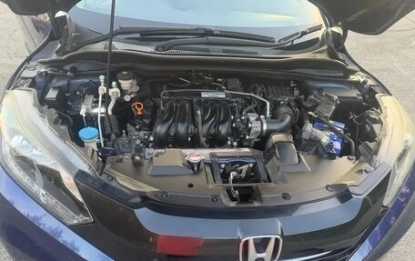 Honda Vezel, 2016 год, 1 680 000 рублей, 6 фотография