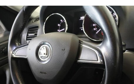 Skoda Yeti I рестайлинг, 2015 год, 1 456 000 рублей, 8 фотография