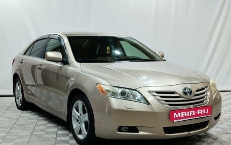 Toyota Camry, 2008 год, 900 000 рублей, 3 фотография