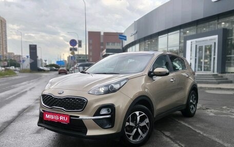 KIA Sportage IV рестайлинг, 2018 год, 2 200 000 рублей, 1 фотография