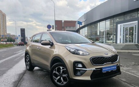 KIA Sportage IV рестайлинг, 2018 год, 2 200 000 рублей, 3 фотография