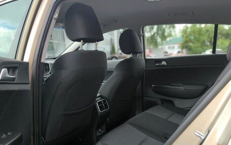 KIA Sportage IV рестайлинг, 2018 год, 2 200 000 рублей, 12 фотография
