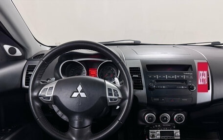 Mitsubishi Outlander III рестайлинг 3, 2007 год, 1 150 000 рублей, 10 фотография