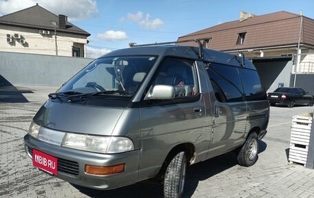 Toyota Town Ace III, 1992 год, 380 000 рублей, 2 фотография