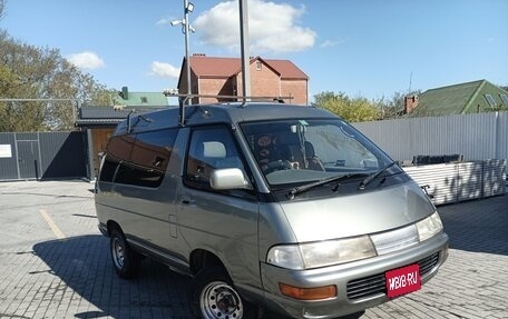 Toyota Town Ace III, 1992 год, 380 000 рублей, 1 фотография