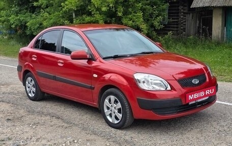 KIA Rio II, 2006 год, 400 000 рублей, 2 фотография